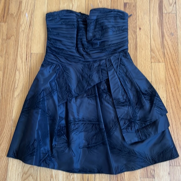 100% silk black Juicy Couture cocktail dress. Worn once. - Picture 2 of 6